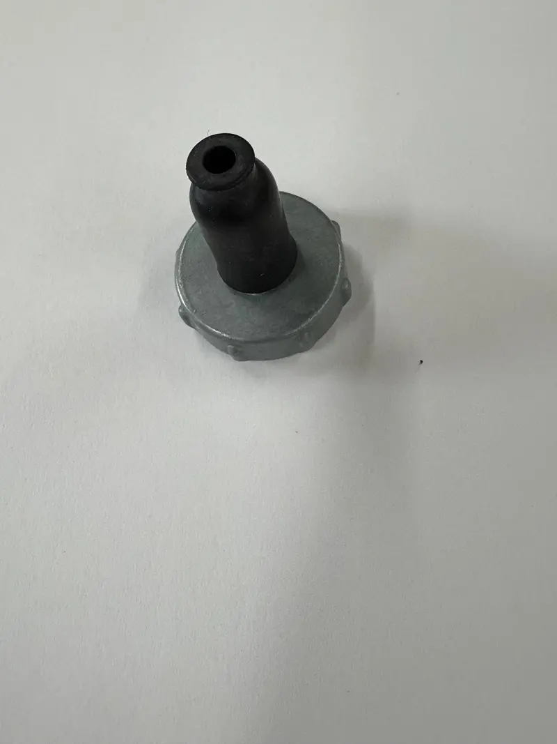 557088 Wf Throttle Cable Cap 1