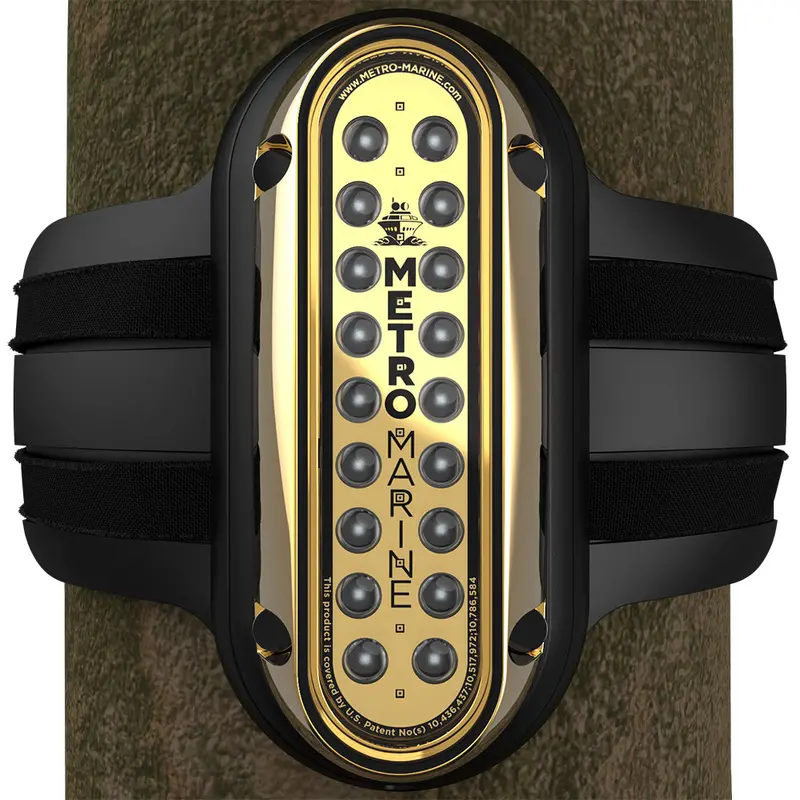Metro Marine High-Output Vertical Piling Mount Light W/Intelligent Monochromatic Leds - Green, 45 Beam [F-Pme1-V-G3-45] 1
