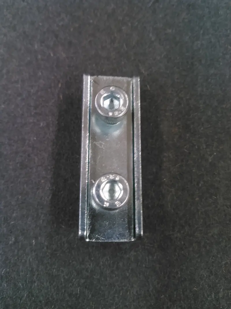 Throttle Cable-Clamp 1